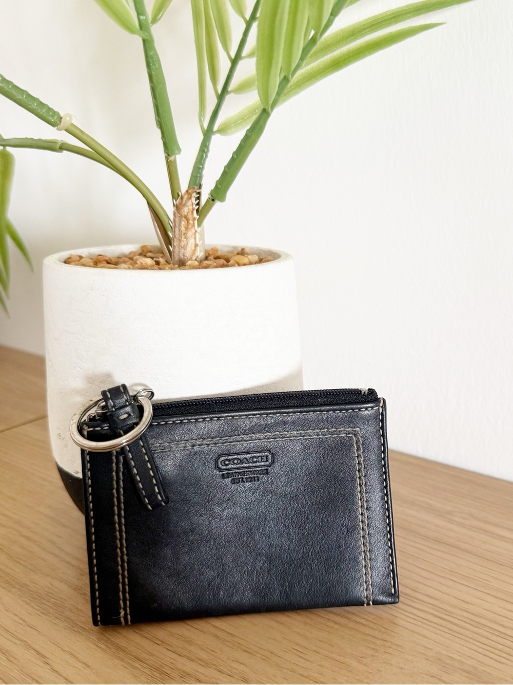 Coach Black Leather Contrast Stitch Keychain Zip Around Wallet